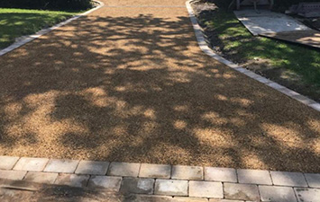 tumbled-block-edging-tarmac-tar-shingle